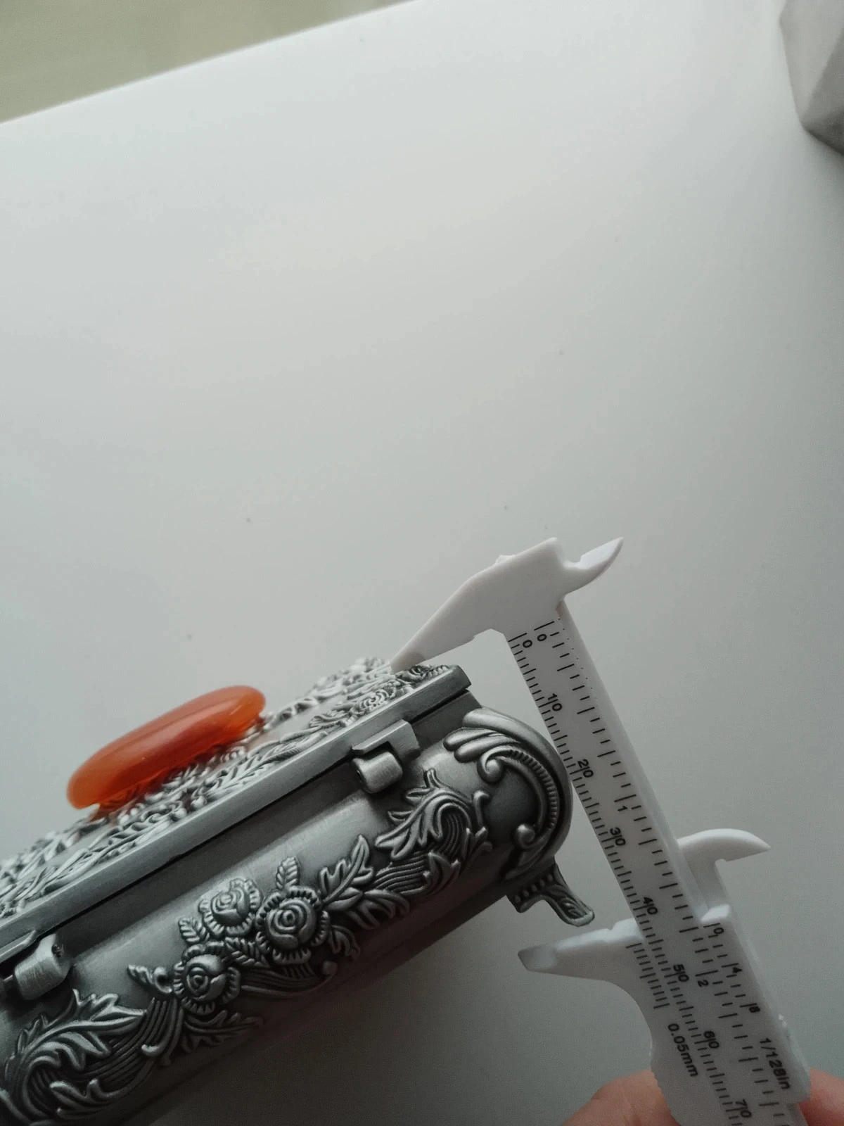 Coffre à bijoux en fer et pierre de cornaline – photo 3